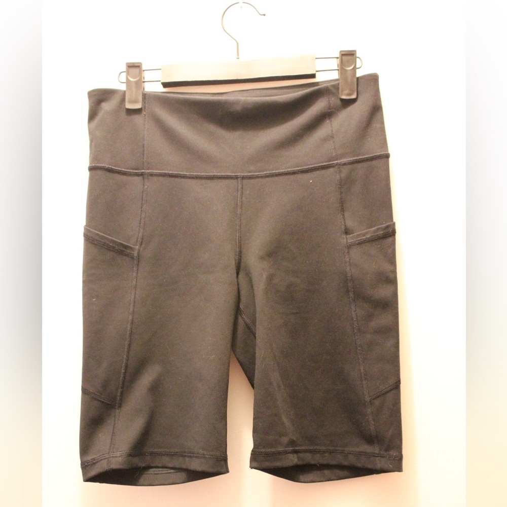 GAP Women's Black Bike Shorts